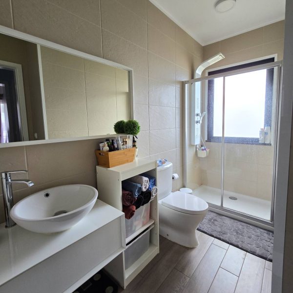 e363749a-4665-4489-a9a1-eb976657b1b1